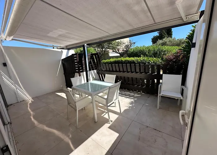 Magnifique Villa, Port Nature, Village Naturiste, 2 Pieces, 36m2, 150m De La Agde